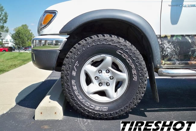 Tire Cooper Discoverer S/T Maxx